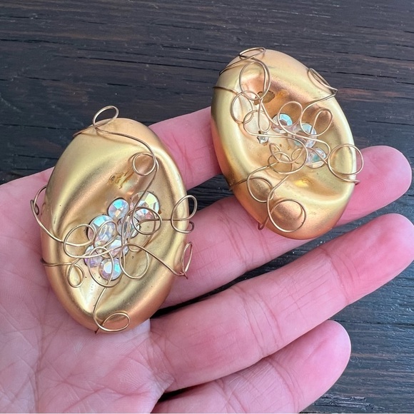 Vintage 80s Gold Tone Sparkly Clip On Earrings Rhinestones Pair of earrings - Picture 1 of 7